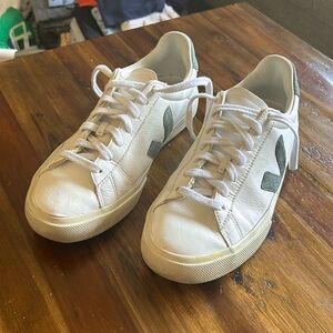 Women’s Veja Campo Sneakers in Extra White/California